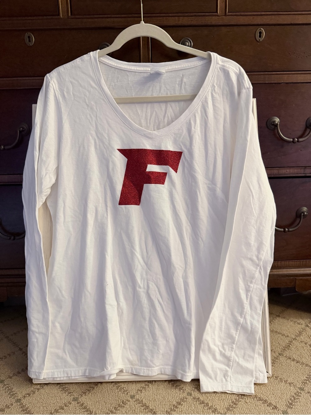 Port & Company Fairfield U long sleeved white V-neck T-shirt XL.